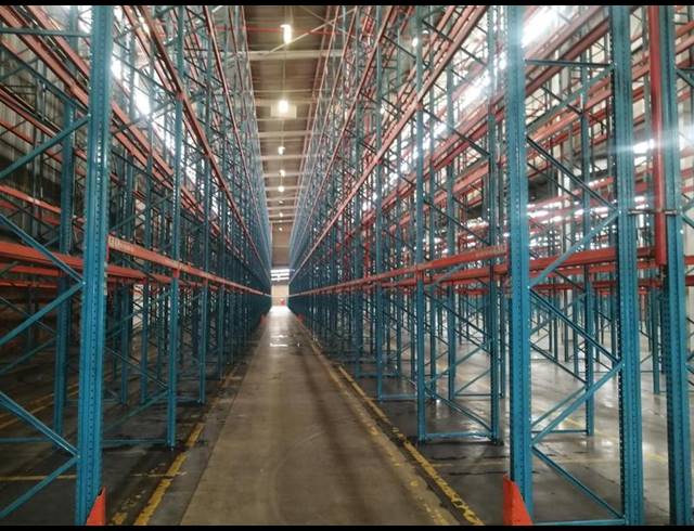 INDUSTRIAL PROPERTY TO RENT IN JET PARK